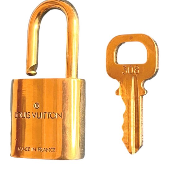 Small Brass Louis Vuitton Lock and Key Set. - Picture 9 of 10